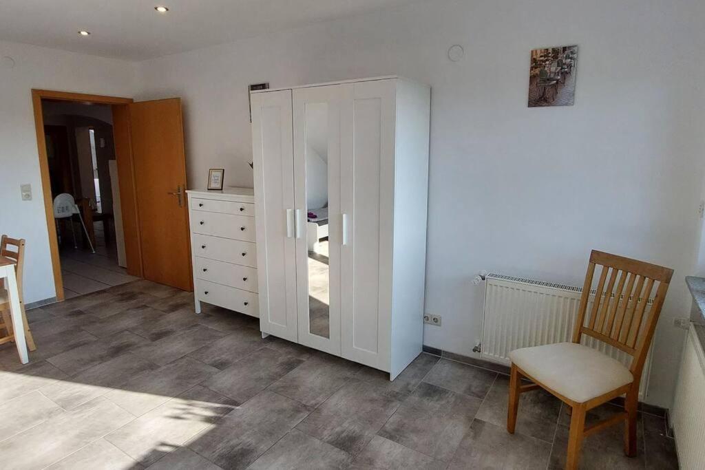 Grosse Tolle 4 Zimmer Ferienwohnung Im Herzen Des Odenwaldes Moerlenbach Экстерьер фото