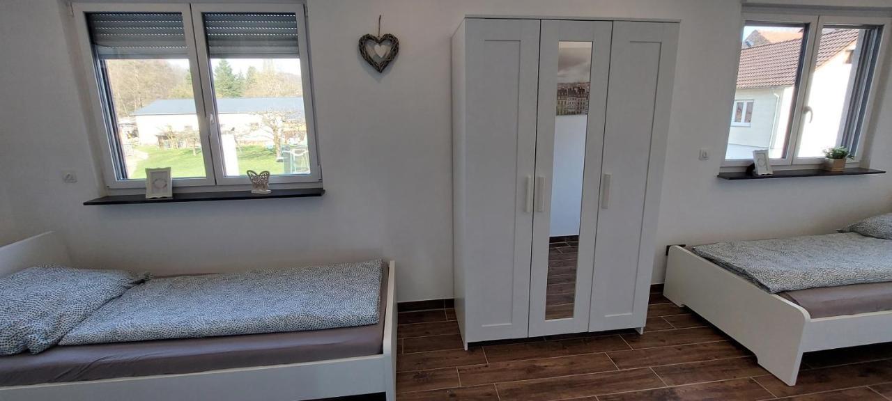 Grosse Tolle 4 Zimmer Ferienwohnung Im Herzen Des Odenwaldes Moerlenbach Экстерьер фото